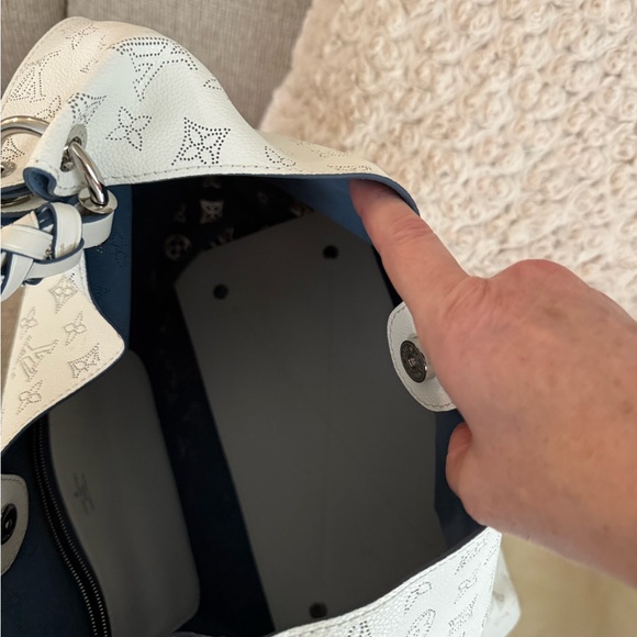 Others Follow White and Gray Patterned Shoulder Bag - Picture 7 of 10